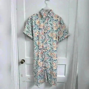 Summersalt The Do-It-All Shirtdress in Wildflower
Fields Size S Like New